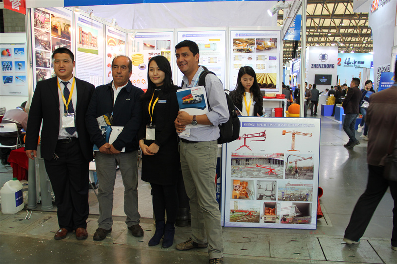 展會(huì)上的國(guó)盛